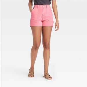 Pink high-rise carpenter shorts